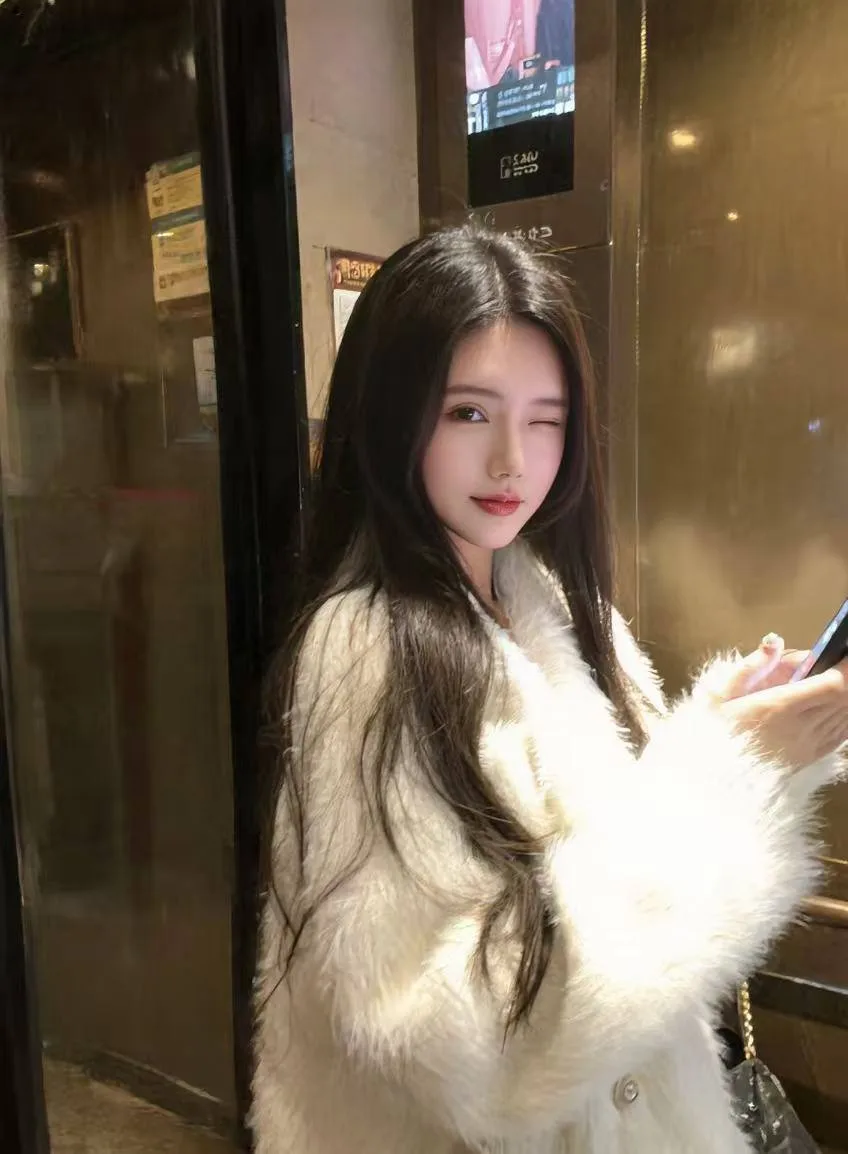 Tara, 21